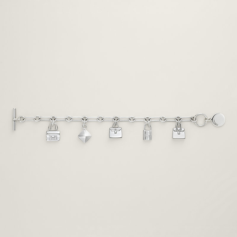 amulettes-bracelet--121428B 00